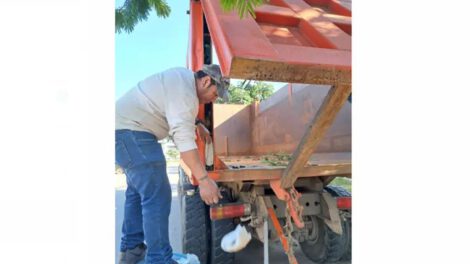 cocaína camuflada en volqueta
