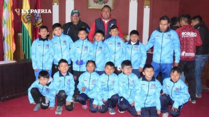 Selección orureña fútbol de salón lista para el nacional