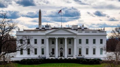 Kremlin acusa a la Casa Blanca de intentar deshacerse de Donald Trump