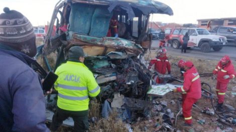 Accidente en carretera El Alto - Copacabana
