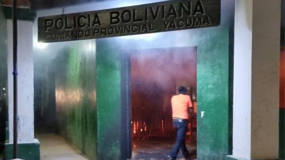 Violencia en Santa Ana de Yacuma tras el asesinato del joven piloto