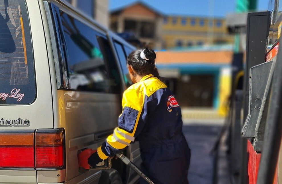 Sobredemanda de carburantes en Bolivia