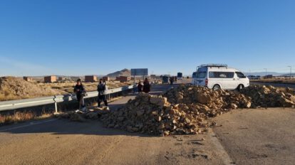 Desbloqueo carretera La Paz - Oruro en Achica Arriba