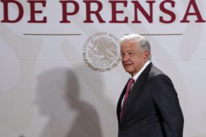 López Obrador promete no imponer nada a Claudia Sheinbaum en el nuevo Gobierno