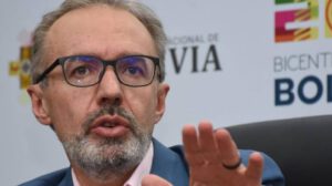 Crisis interna en el gobierno con Jorge Richter