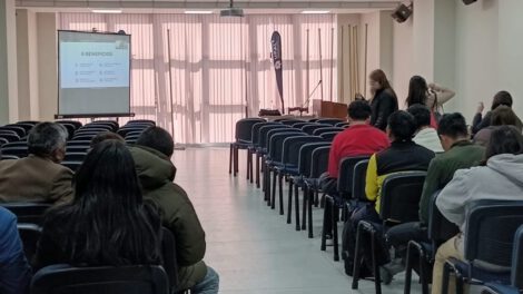 Estudiantes de la UPAL aprenden sobre Marca Personal