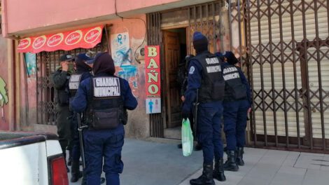 Operativo en El Alto desmantela lenocinios clandestinos
