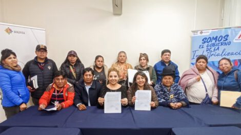 Aduana Nacional firma acuerdo para agilizar procesos de comercio exterior