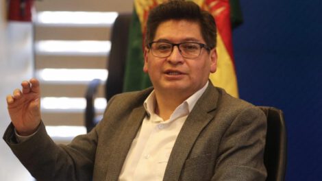 escasez de combustible en Bolivia