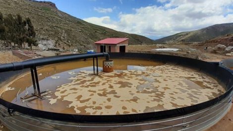 Aguas ácidas en Macha y Pocoata