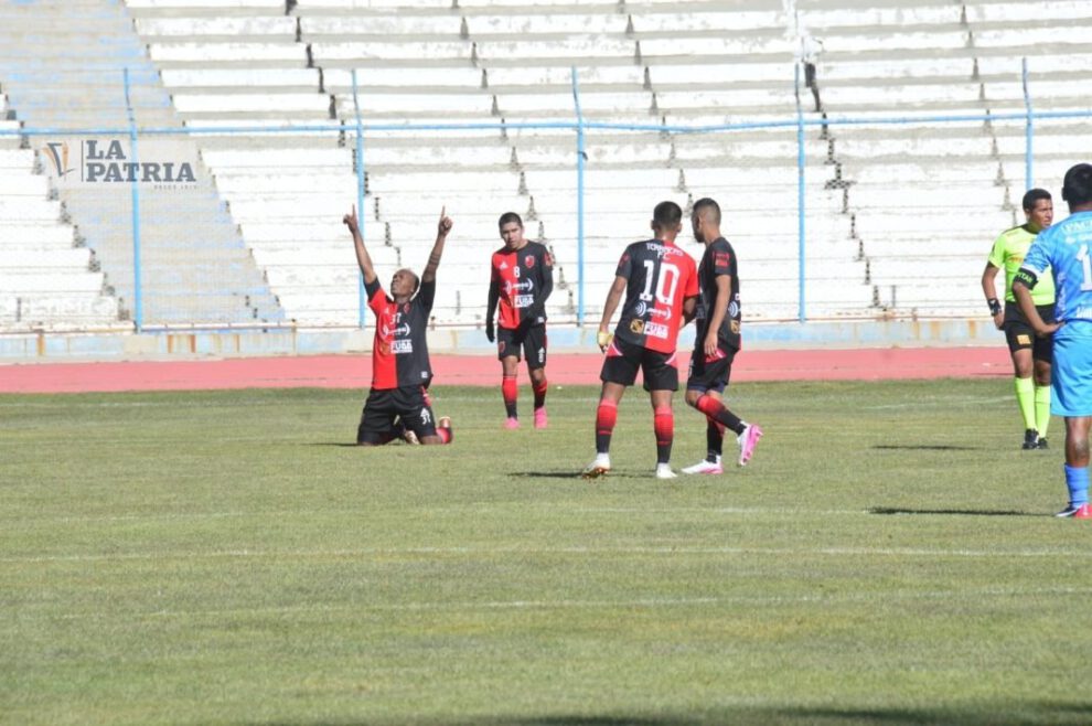 Unión Huayllamarca derrota a Bolívar Antequera en la Copa Simón Bolívar