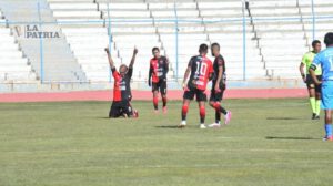 Unión Huayllamarca derrota a Bolívar Antequera en la Copa Simón Bolívar