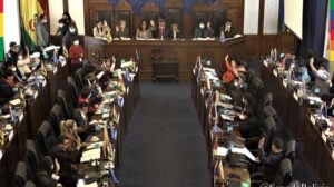 Senado exige rectificación sobre fumigación que sabotea sesión legislativa