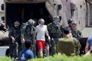 Ejército israelí rescata rehenes en Gaza