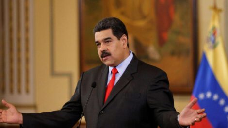 Maduro asegura que Venezuela superará la guerra económica
