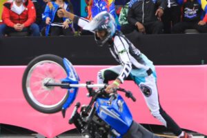 Motopiruetas como deporte nacional en Venezuela