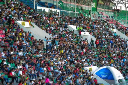 Afición boliviana abraza a la selección en emotiva despedida rumbo a la Copa América