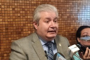 Irregularidad en compra de vehículos blindados