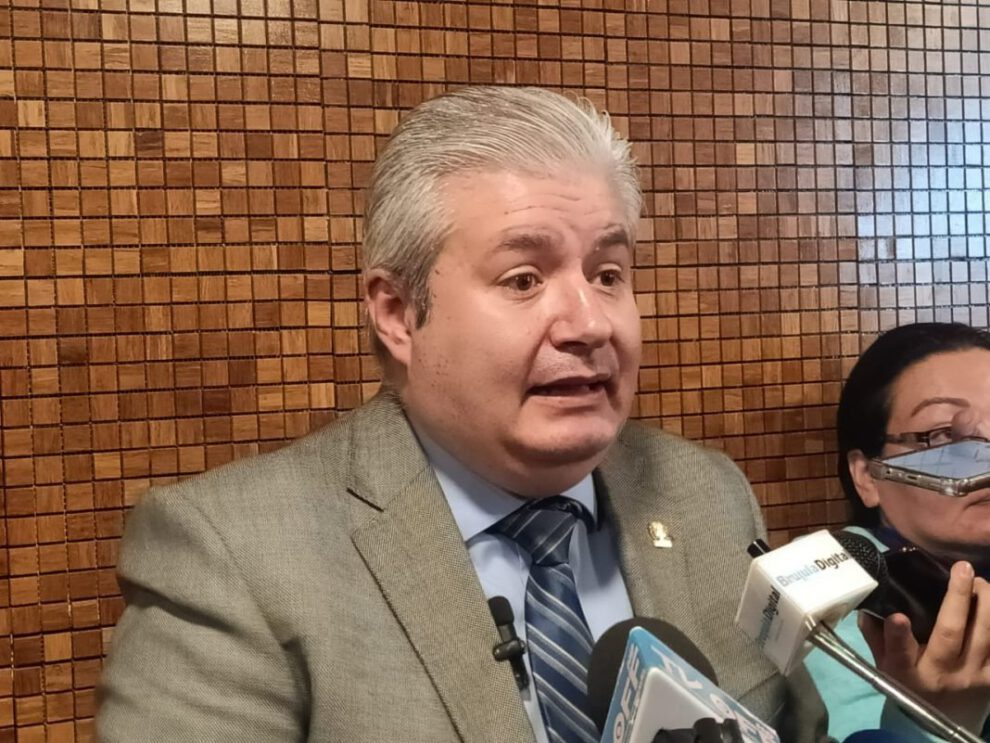 Irregularidad en compra de vehículos blindados