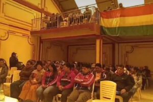 Transporte pesado internacional se reúne en Oruro para evaluar medidas de presión