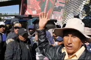 Protestas de camioneros en El Alto por falta de combustible