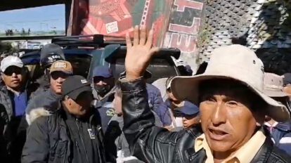 Protestas de camioneros en El Alto por falta de combustible