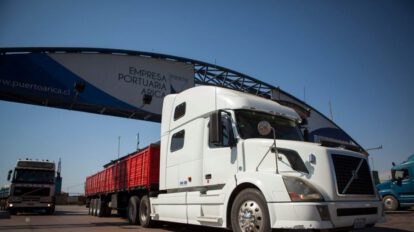 Gobierno llama intransigentes a dirigentes de transporte pesado