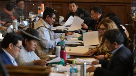 Elecciones judiciales en la Comisión Mixta de Constitución