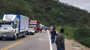 Transporte pesado bloqueos anunciados por la Cámara Boliviana de Transporte
