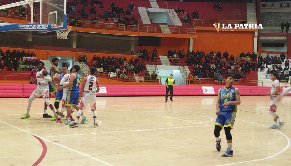 Pichincha remonta en Libobásquet contra Carl A-Z