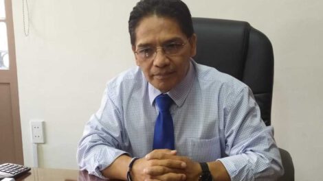 Controles en la venta de arroz en Bolivia