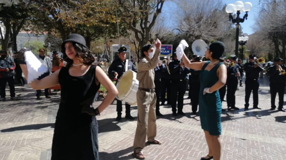 Emotiva recreación conmemora la Guerra del Chaco en Oruro
