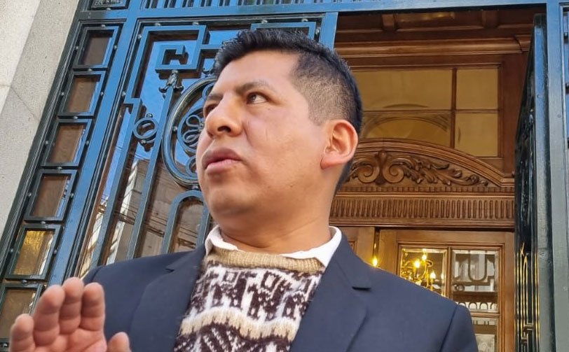 Cumbre política TSE para anular primarias y permitir elecciones judiciales en Bolivia