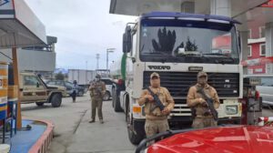 Militarización de estaciones de servicio en Bolivia