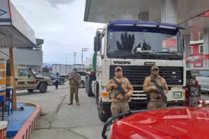 Militarización de estaciones de servicio en Bolivia