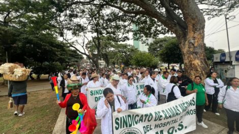 paro de médicos en Bolivia