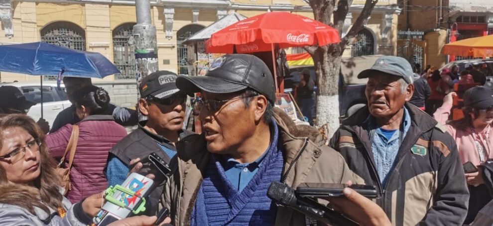 Transporte pesado Oruro desmiente acuerdo con el Presidente