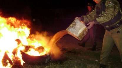 Multas por encender fogatas en Oruro y La Paz