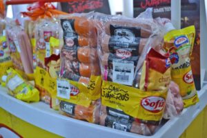 Senasag recomienda consumir embutidos con registro sanitario