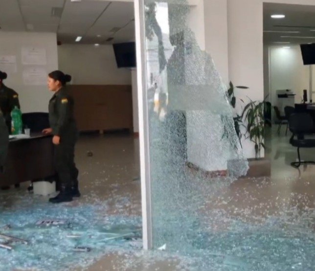 Disturbios en Aduana Santa Cruz