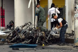 Atentados en Colombia dejan tres muertos y 13 heridos