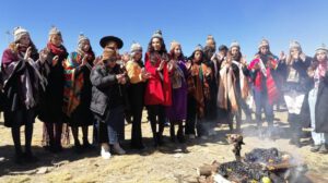 Candidatas a Miss Bolivia visitan atractivo turístico en Milluni