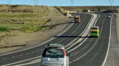 Niño atropellado en carretera La Paz-Oruro
