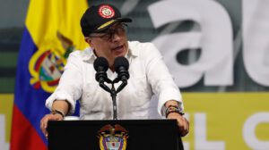 Investigación interna por espionaje a magistrados de la Corte Constitucional en Colombia