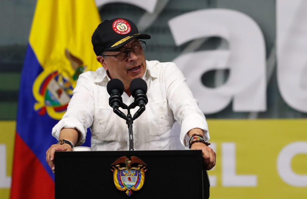 Investigación interna por espionaje a magistrados de la Corte Constitucional en Colombia