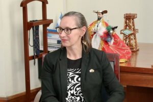 intromisión en asuntos internos por Estados Unidos