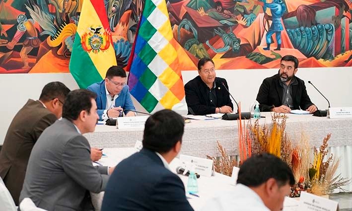 Alcaldes de Bolivia se reúnen con el Presidente Luis Arce