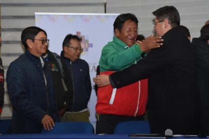 Acuerdo entre Gobierno y transportistas evita bloqueos y cierre de fronteras