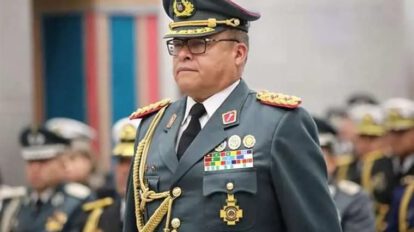 General Juan José Zúñiga aclara su situación en el Ejército