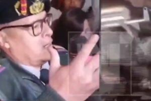 El Fiscal General del Estado, Juan Lanchipa manifestando sus declaraciones contra el Jefe de Estado